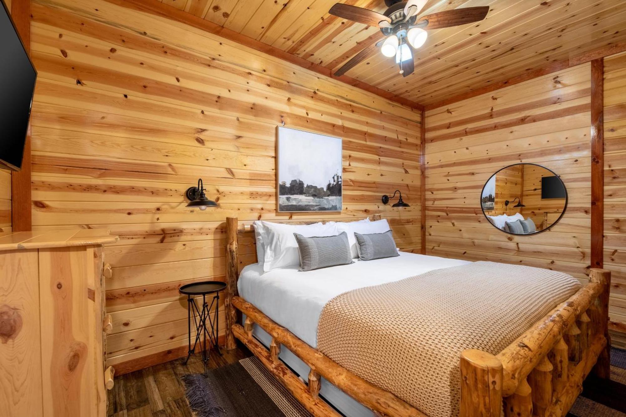 Sugarland By Avantstay Sleeps 28 Home Theatre Two Hot Tubs Indoor Pool Incredible Views Пиджен Фордж Екстериор снимка