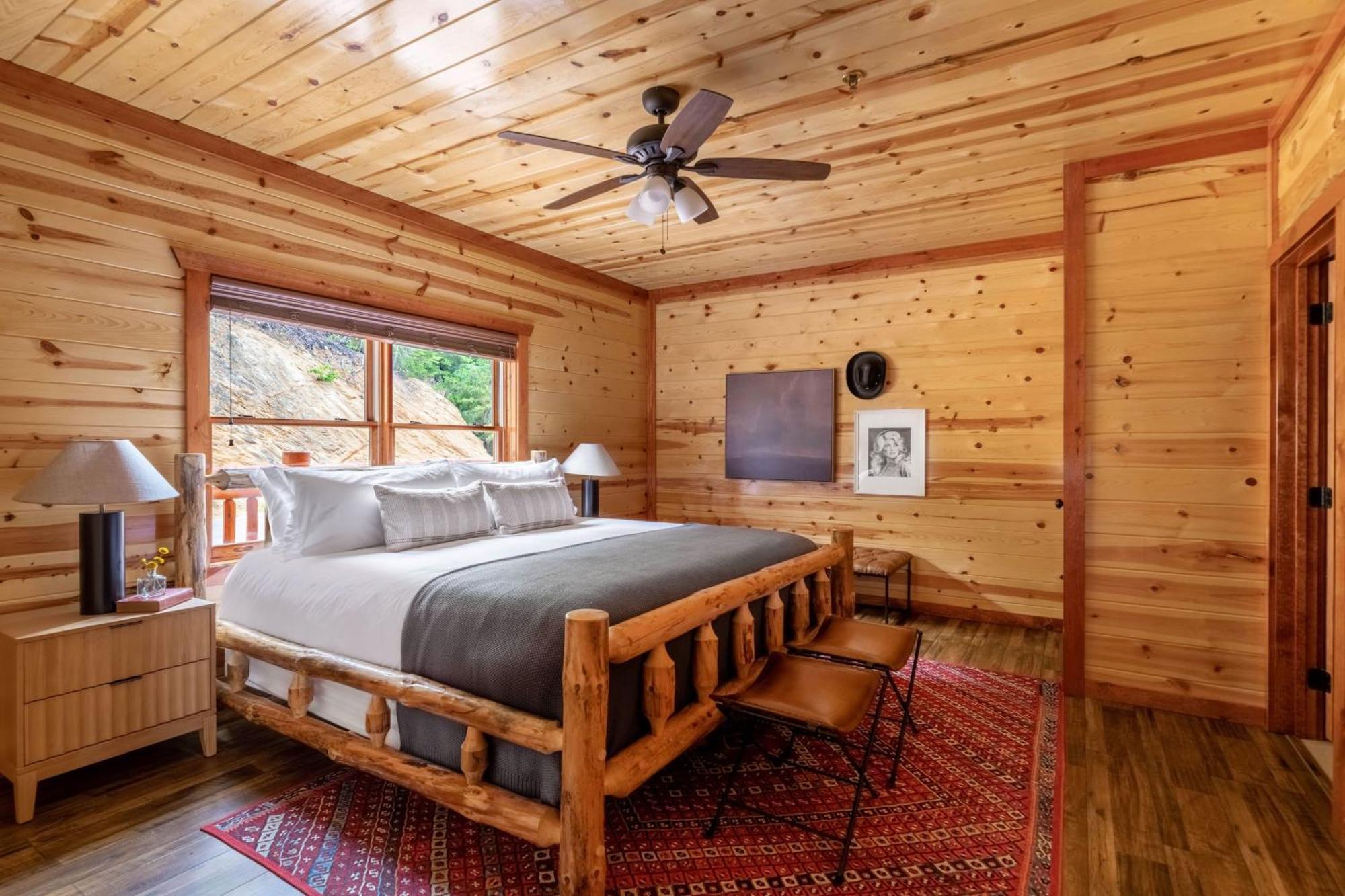 Sugarland By Avantstay Sleeps 28 Home Theatre Two Hot Tubs Indoor Pool Incredible Views Пиджен Фордж Екстериор снимка
