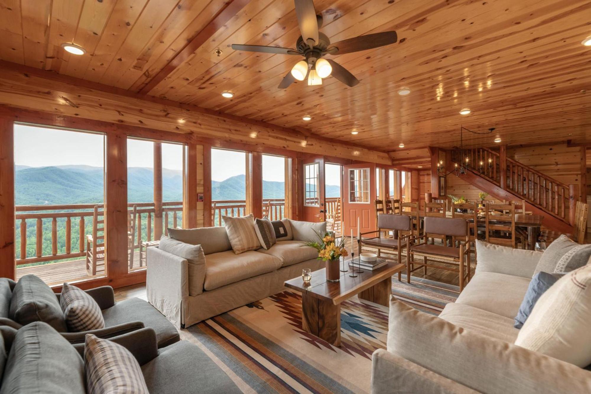 Sugarland By Avantstay Sleeps 28 Home Theatre Two Hot Tubs Indoor Pool Incredible Views Пиджен Фордж Екстериор снимка